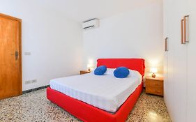 Mascareta, Central Apartment